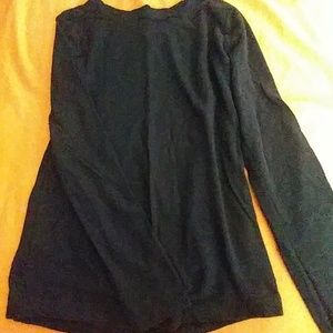 Black ling sleeved shirt